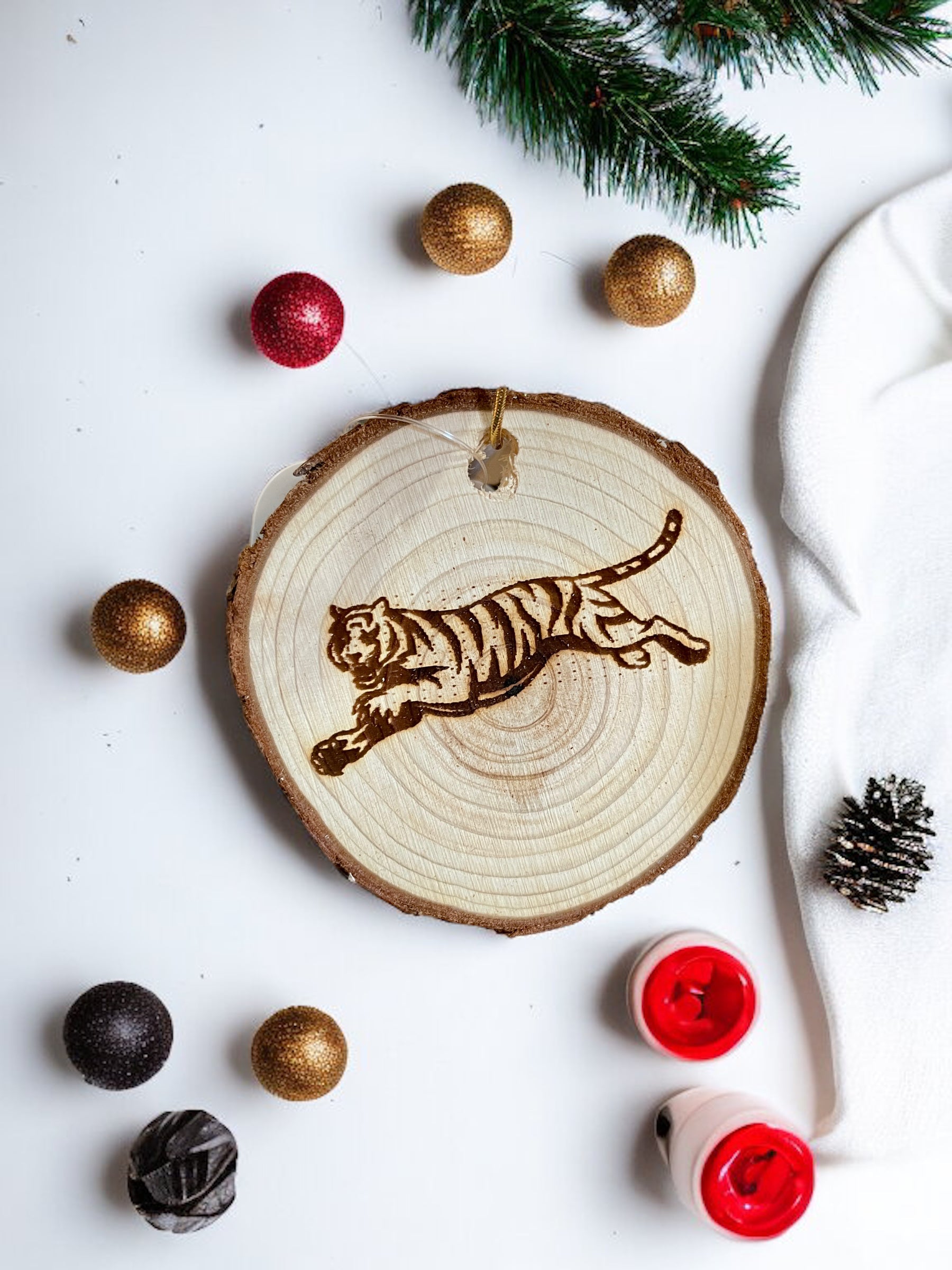 Bengal Tiger Engraved Wood Slice Ornament - Bexa Boutique
