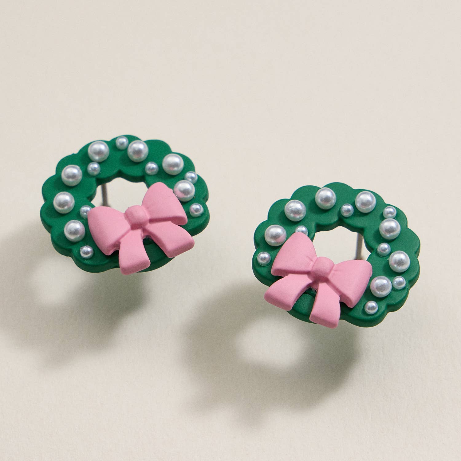 Christmas Decor Enamel Stud Earrings - 4BE32042, Green - Bexa Boutique