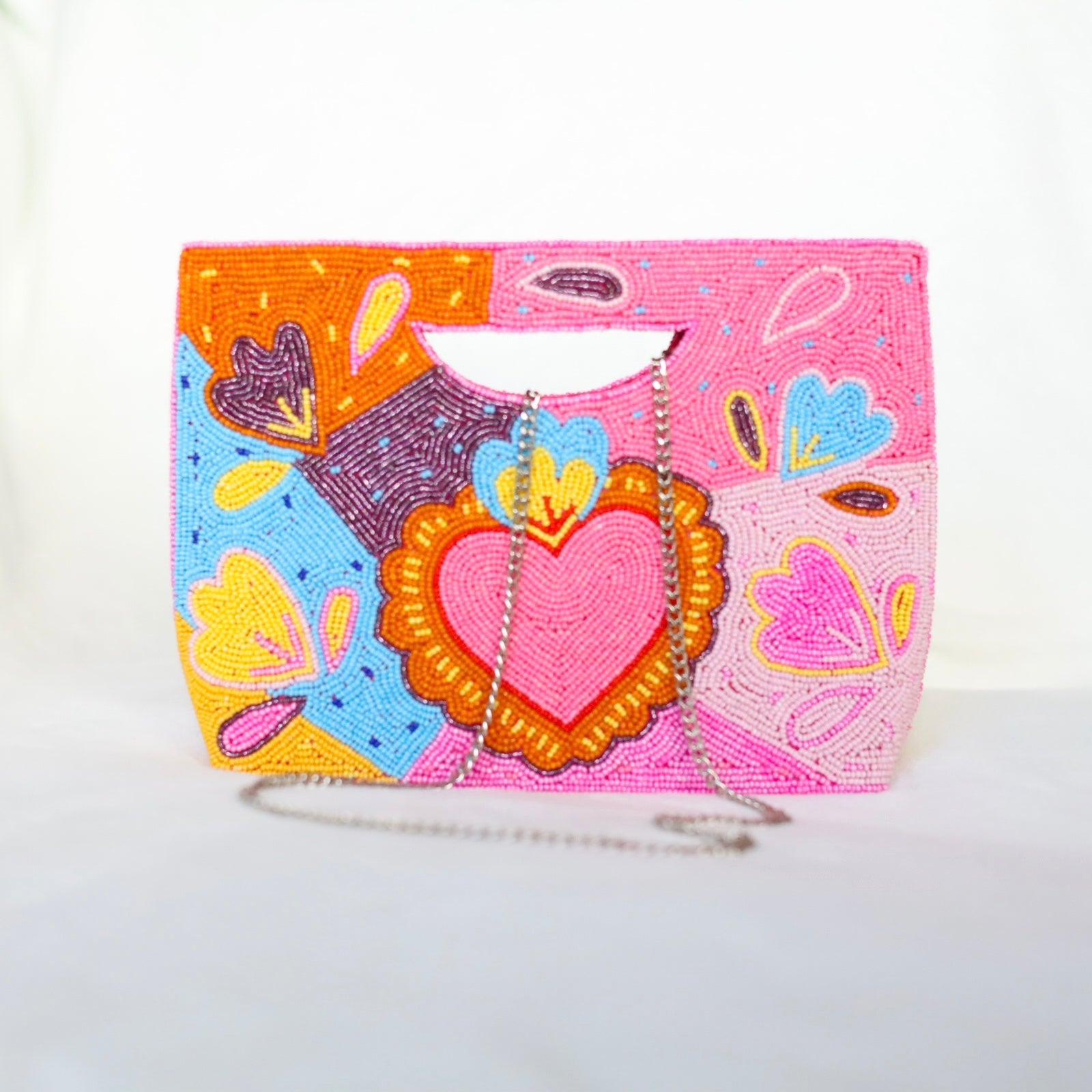 Corazón Vibrante Basket Crossbody Bag