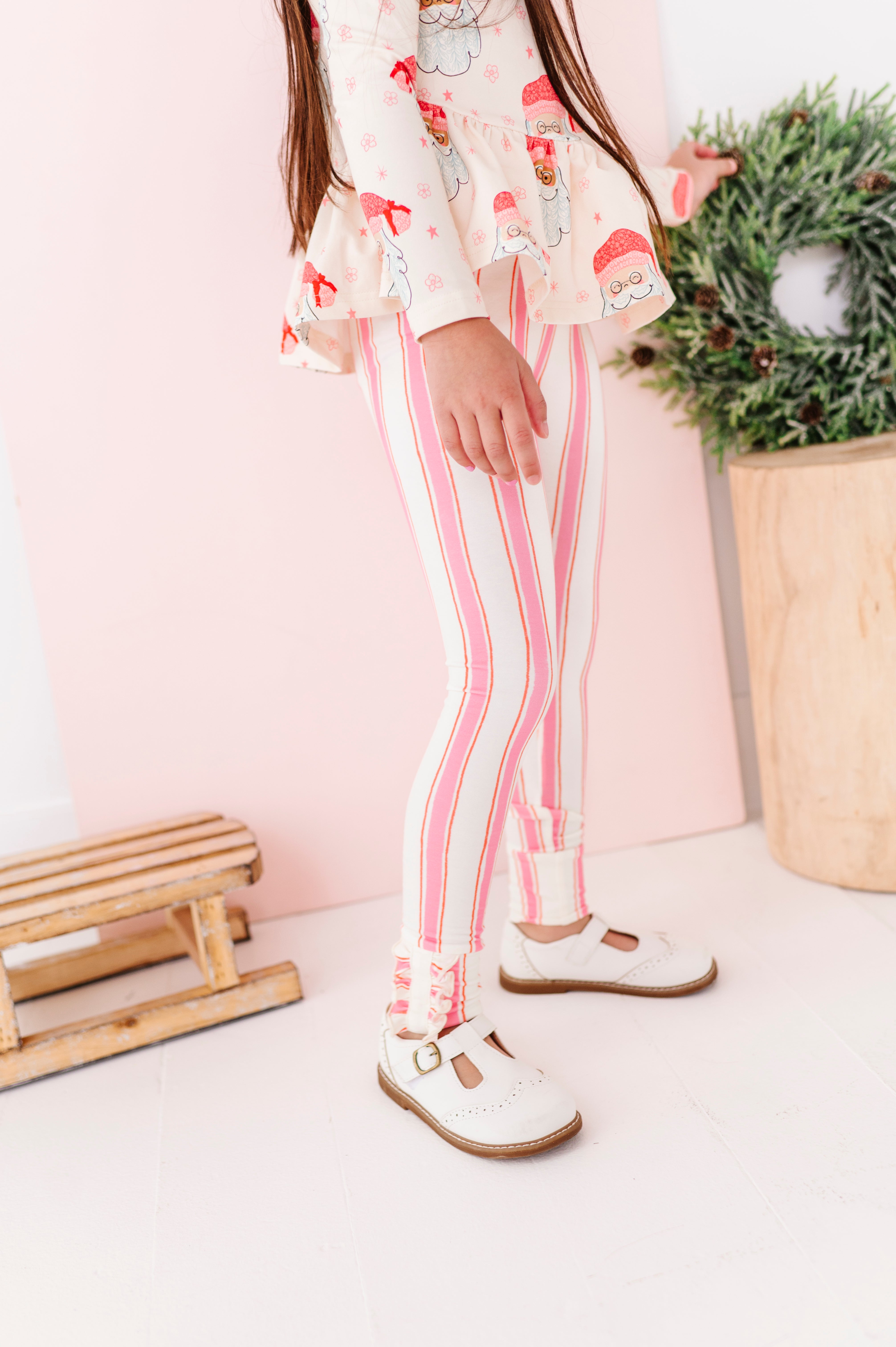 Pink Candy Cane Stripe Leggings | SLIM LEGGINGS
