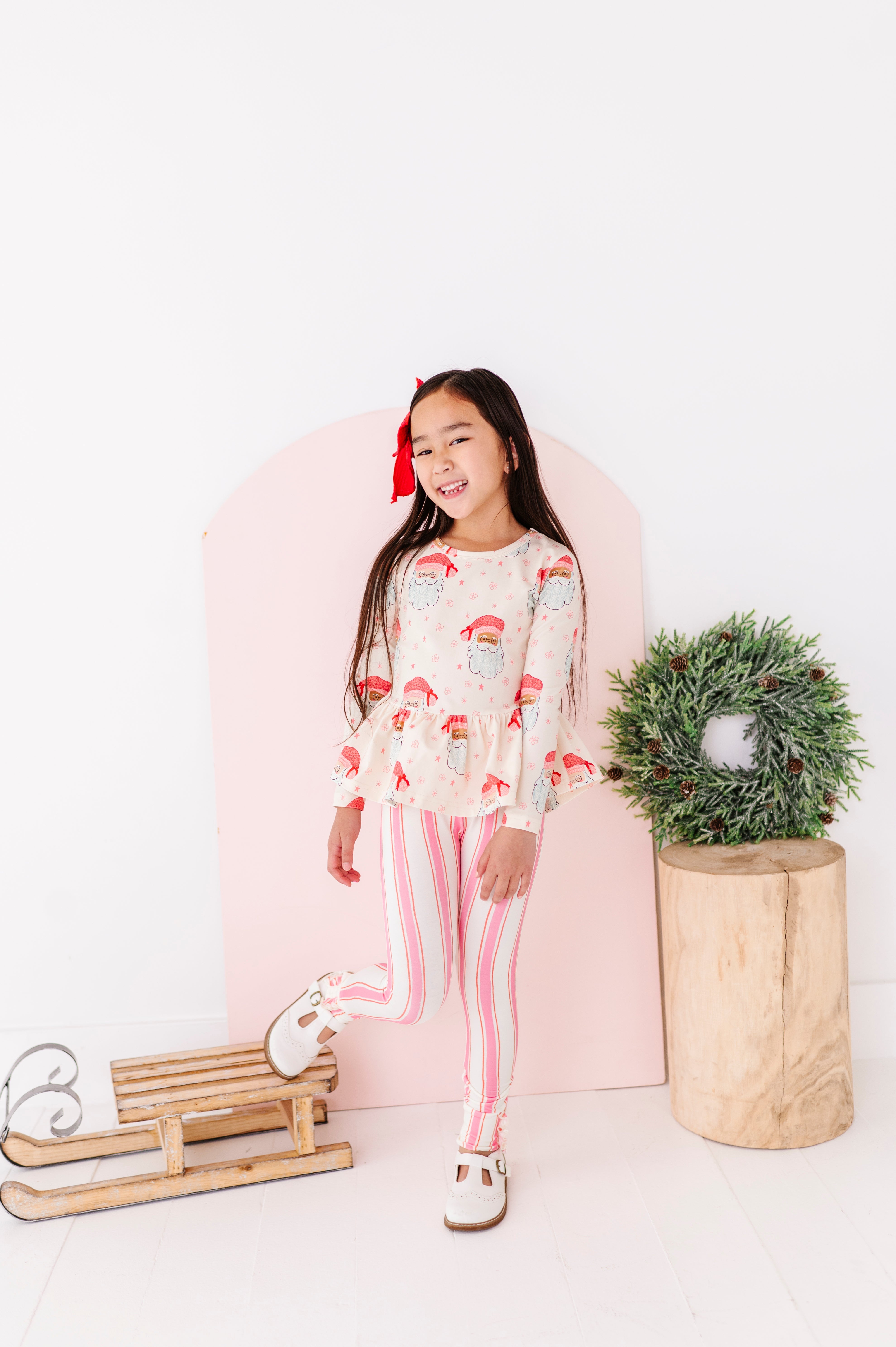 Pink Candy Cane Stripe Leggings | SLIM LEGGINGS