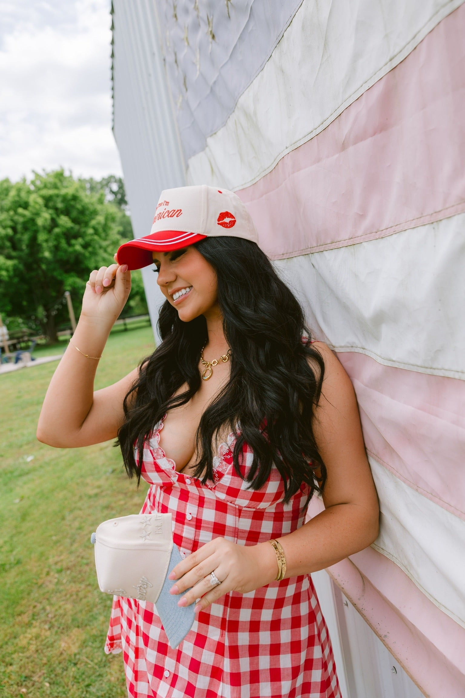Kiss me I'm American - Red Vintage Trucker Hat - Bexa Boutique