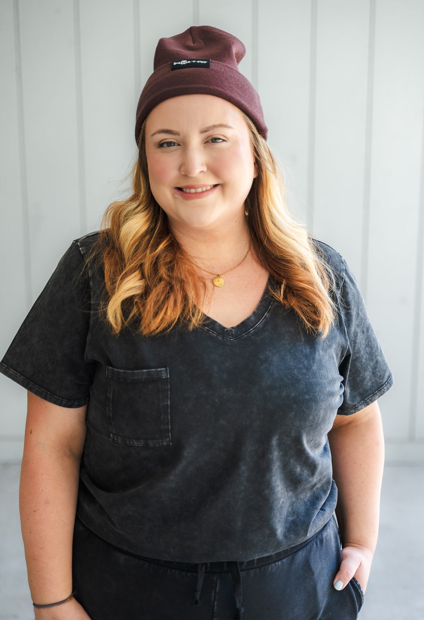 MAMA V-NECK- Midnight Snow Wash - Bexa Boutique