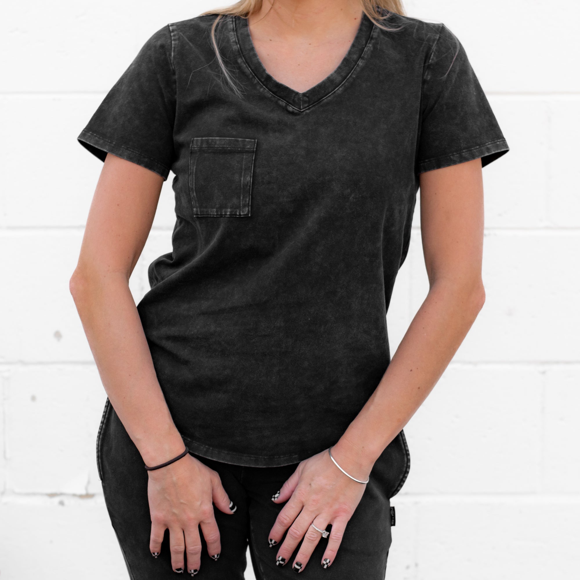 MAMA V-NECK- Midnight Snow Wash - Bexa Boutique