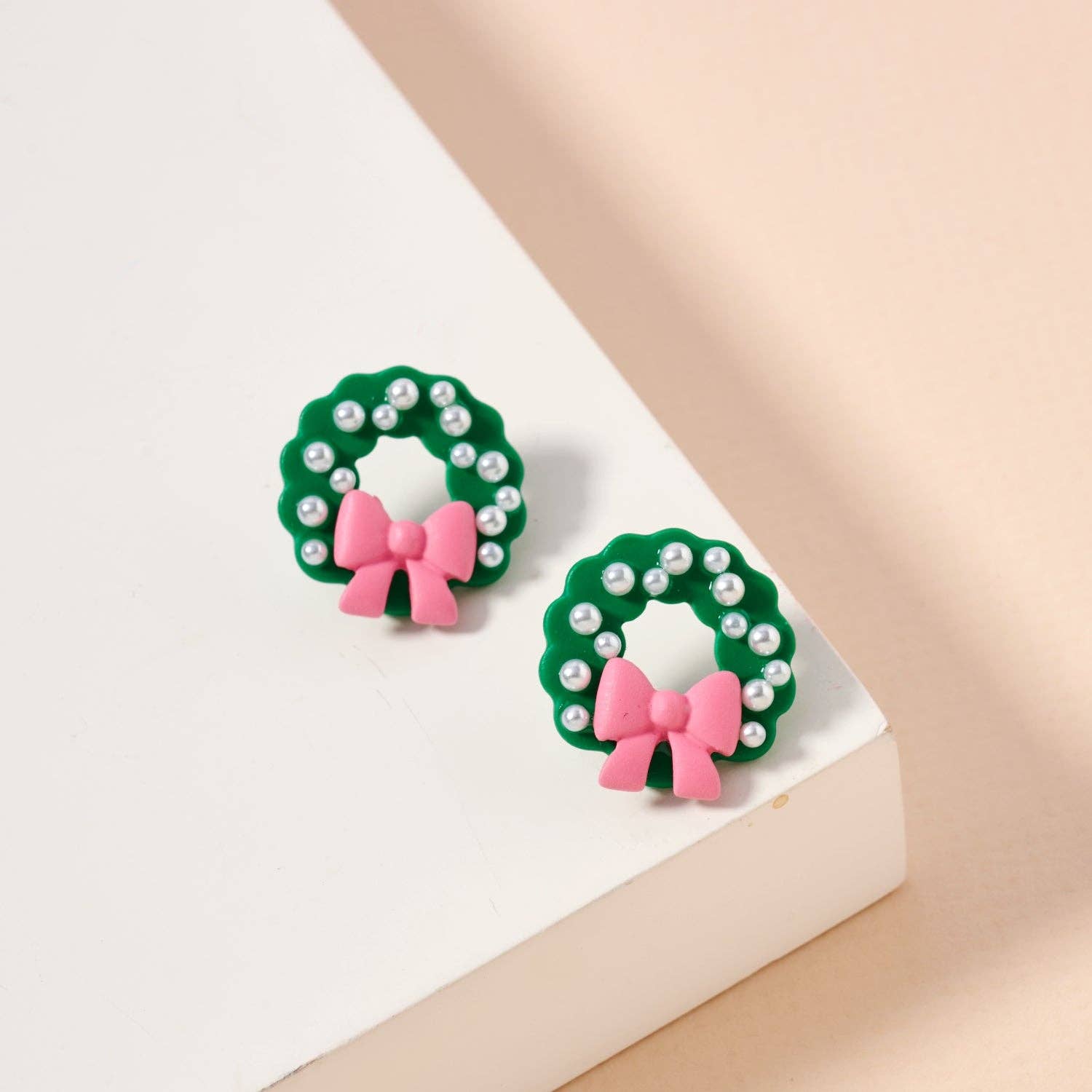 Christmas Decor Enamel Stud Earrings - 4BE32042, Green - Bexa Boutique