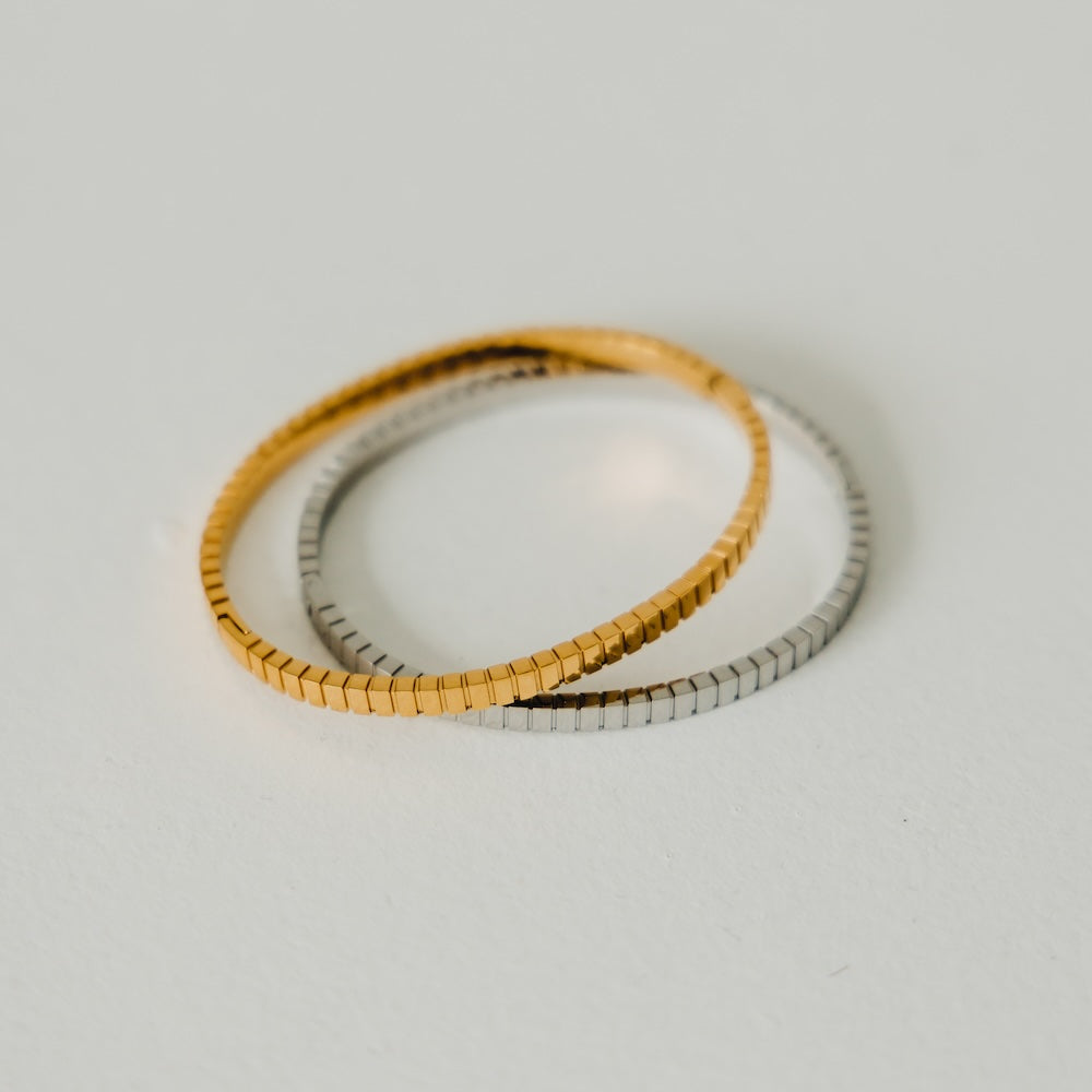 Daisy Bangle Bracelet - WATERPROOF - Gold - Bexa Boutique