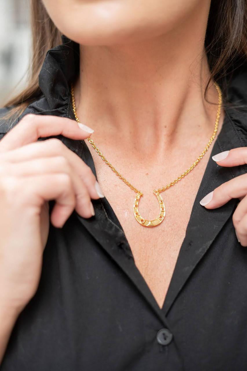 Gold Horseshoe Charm Necklace - 18k Gold Plated - Bexa Boutique