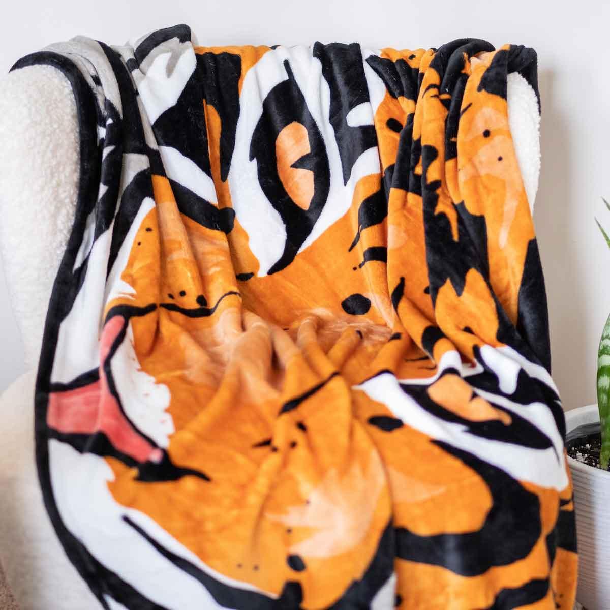 Eye of the Tiger Throw Orange/Black 50x60 - Pretty Crafty Lady Shop