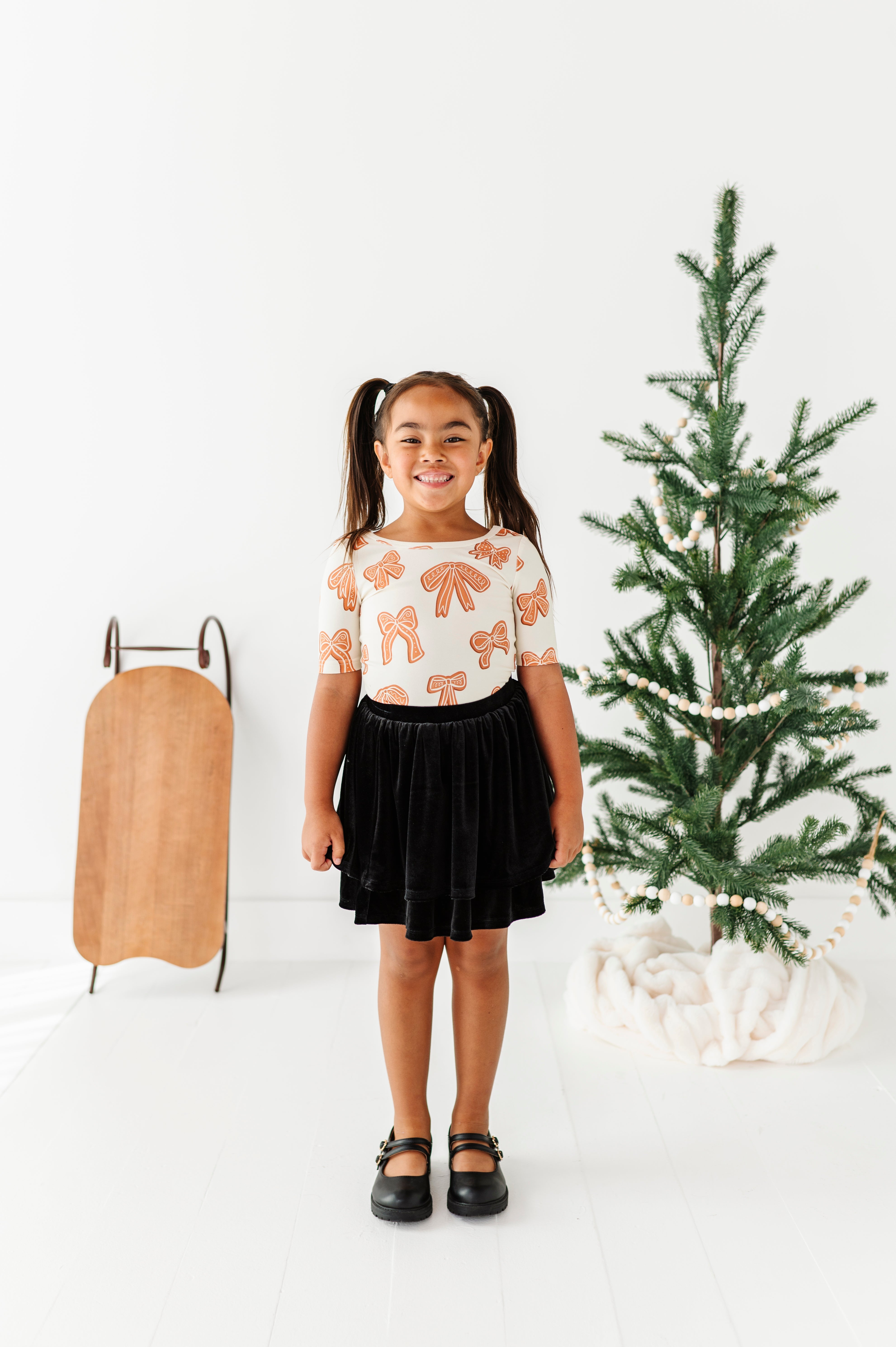 Gingerbread Bow Top | Scoop Back TEE