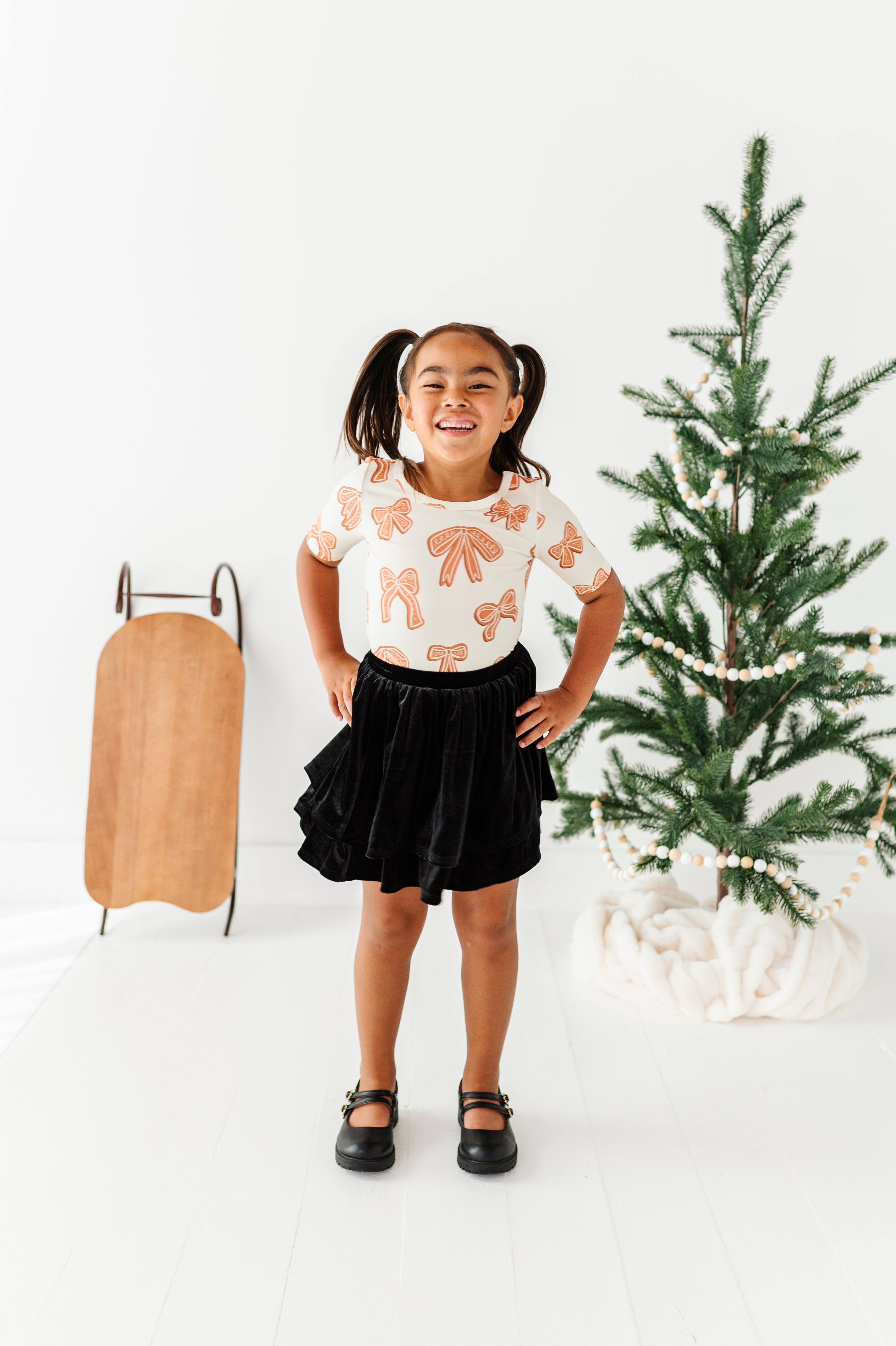 Gingerbread Bow Top | Scoop Back TEE