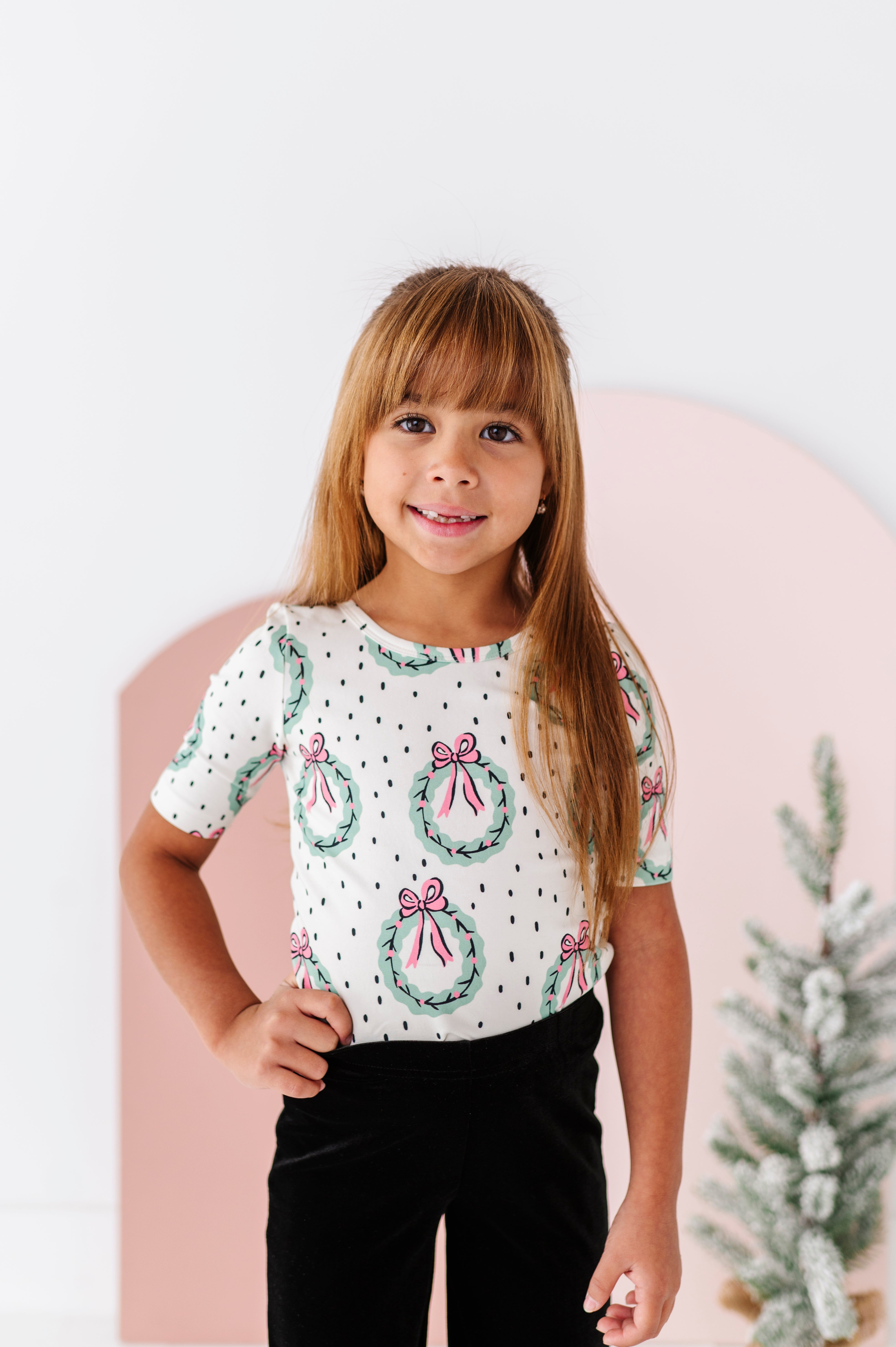 Girly Wreath Top| Scoop Back TEE