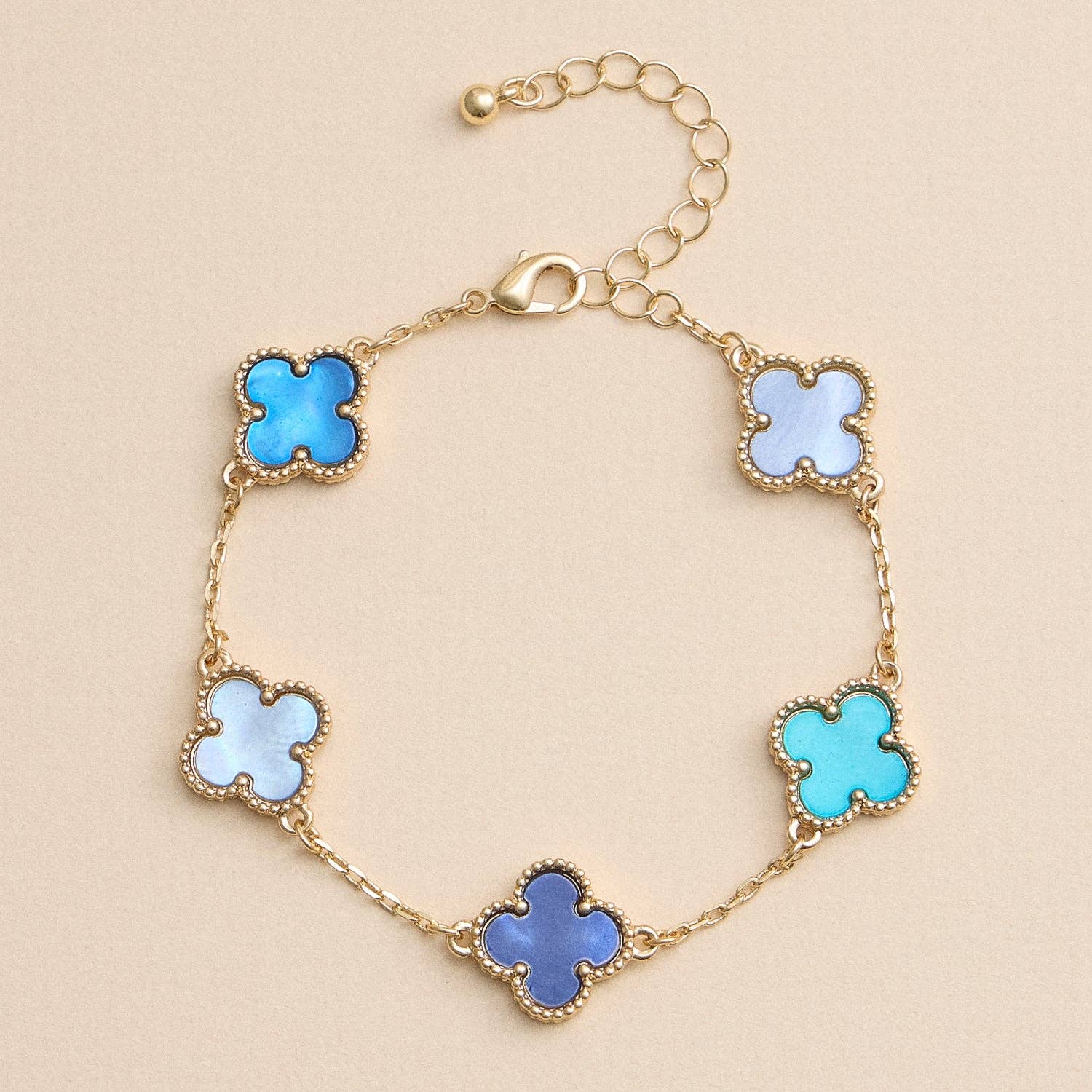 Multi Floral Shape Charm Bracelet in Shell