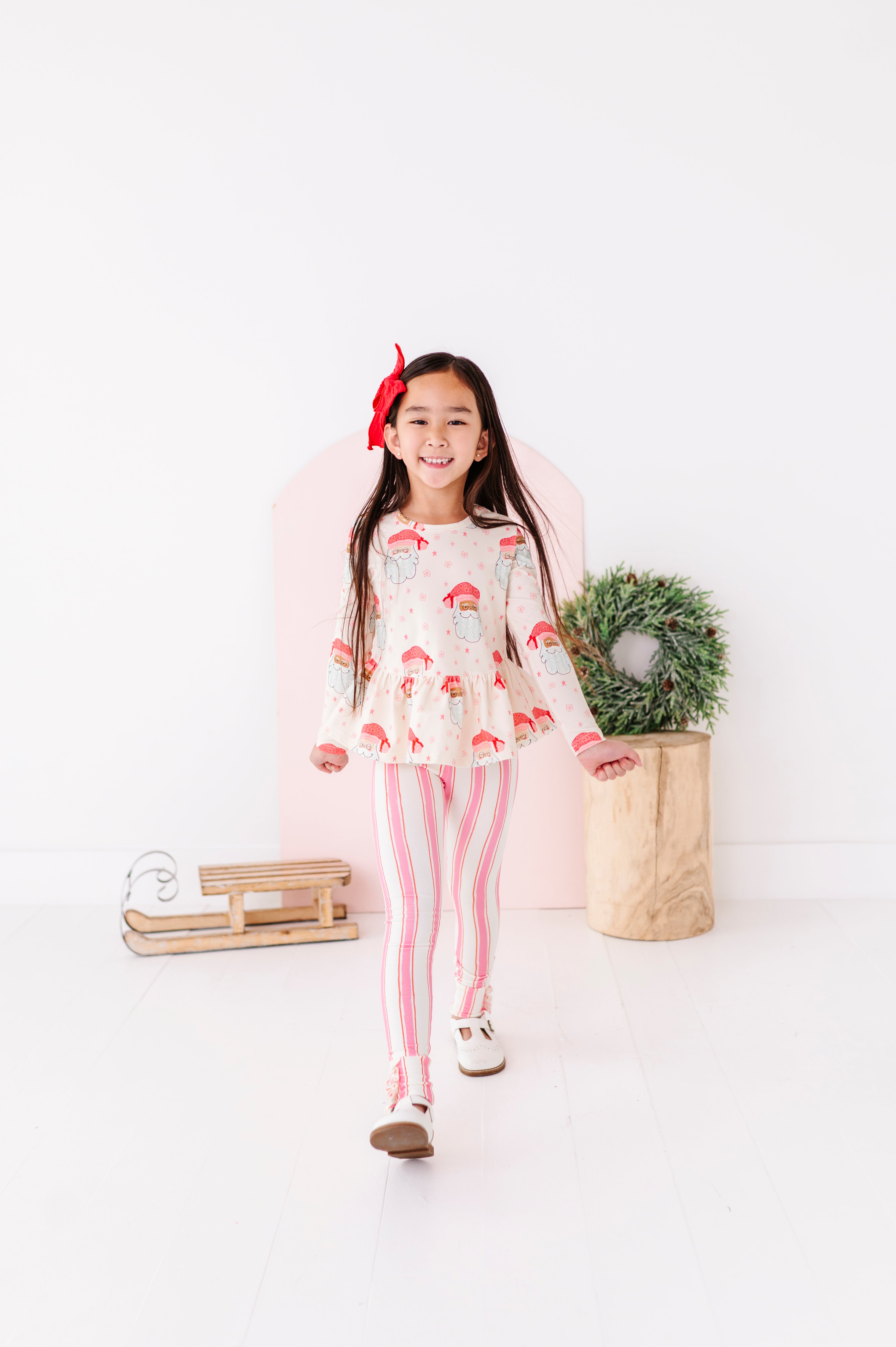 Pink Candy Cane Stripe Leggings | SLIM LEGGINGS