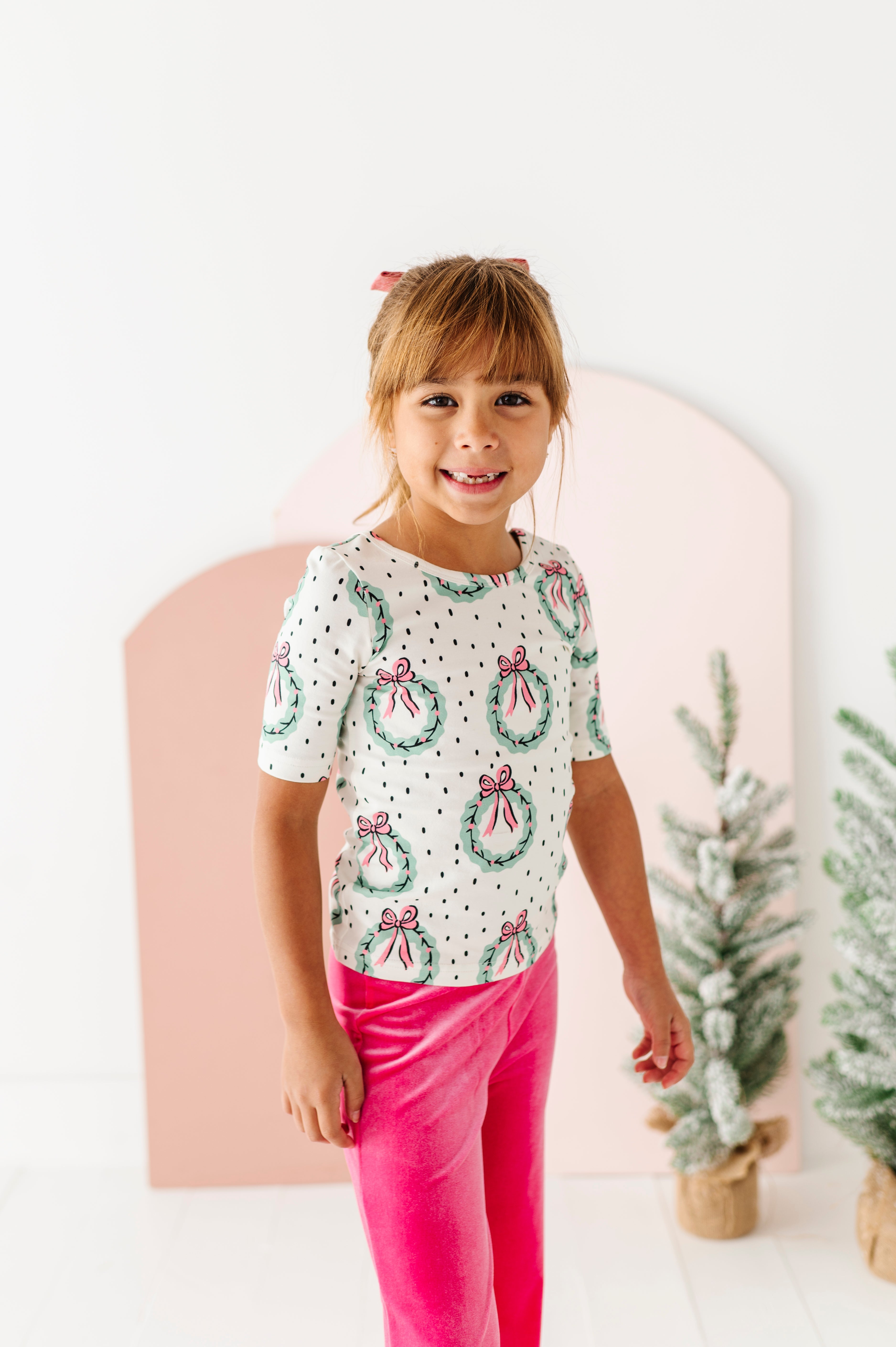 Girly Wreath Top| Scoop Back TEE