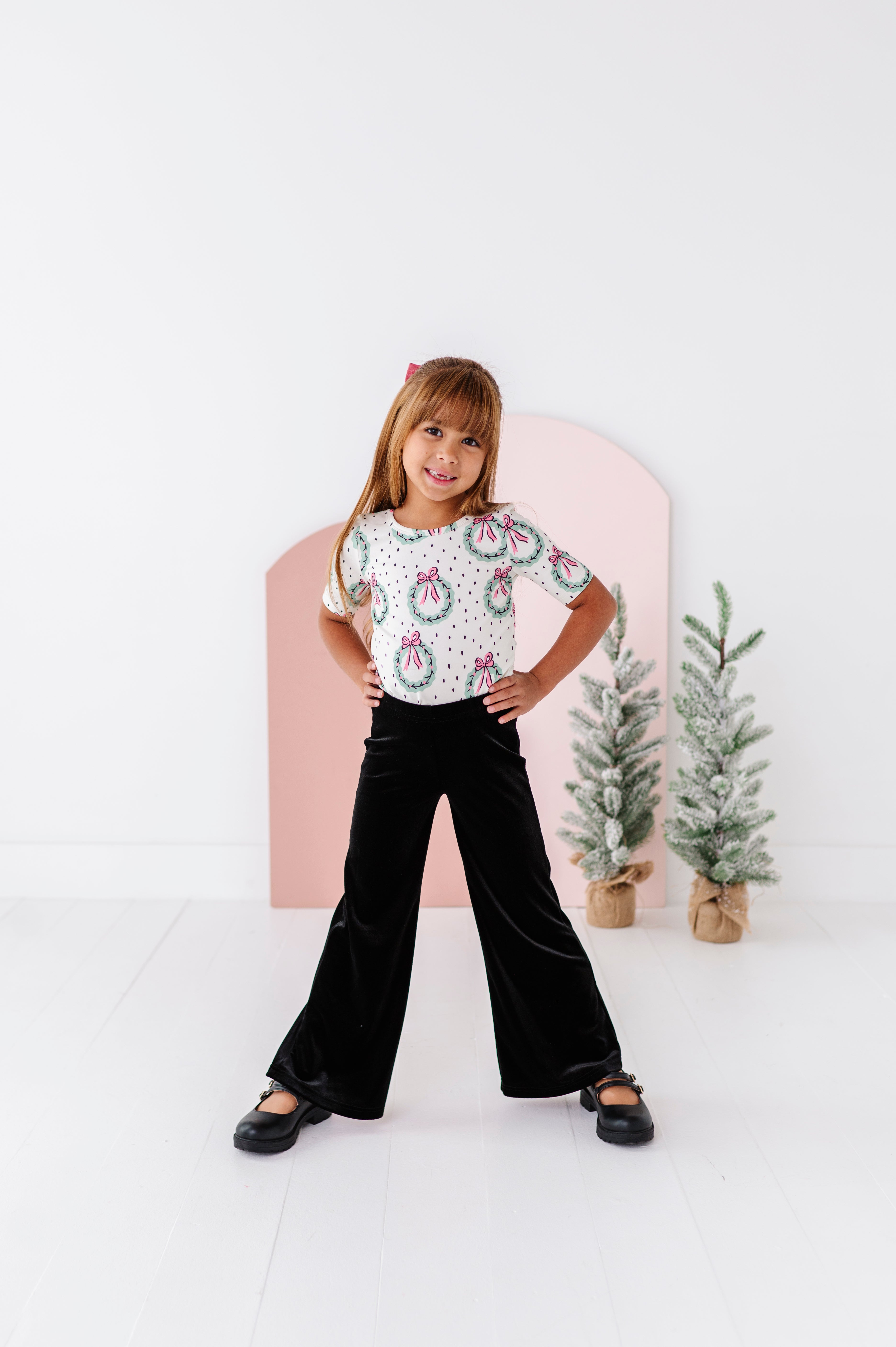 Girly Wreath Top| Scoop Back TEE