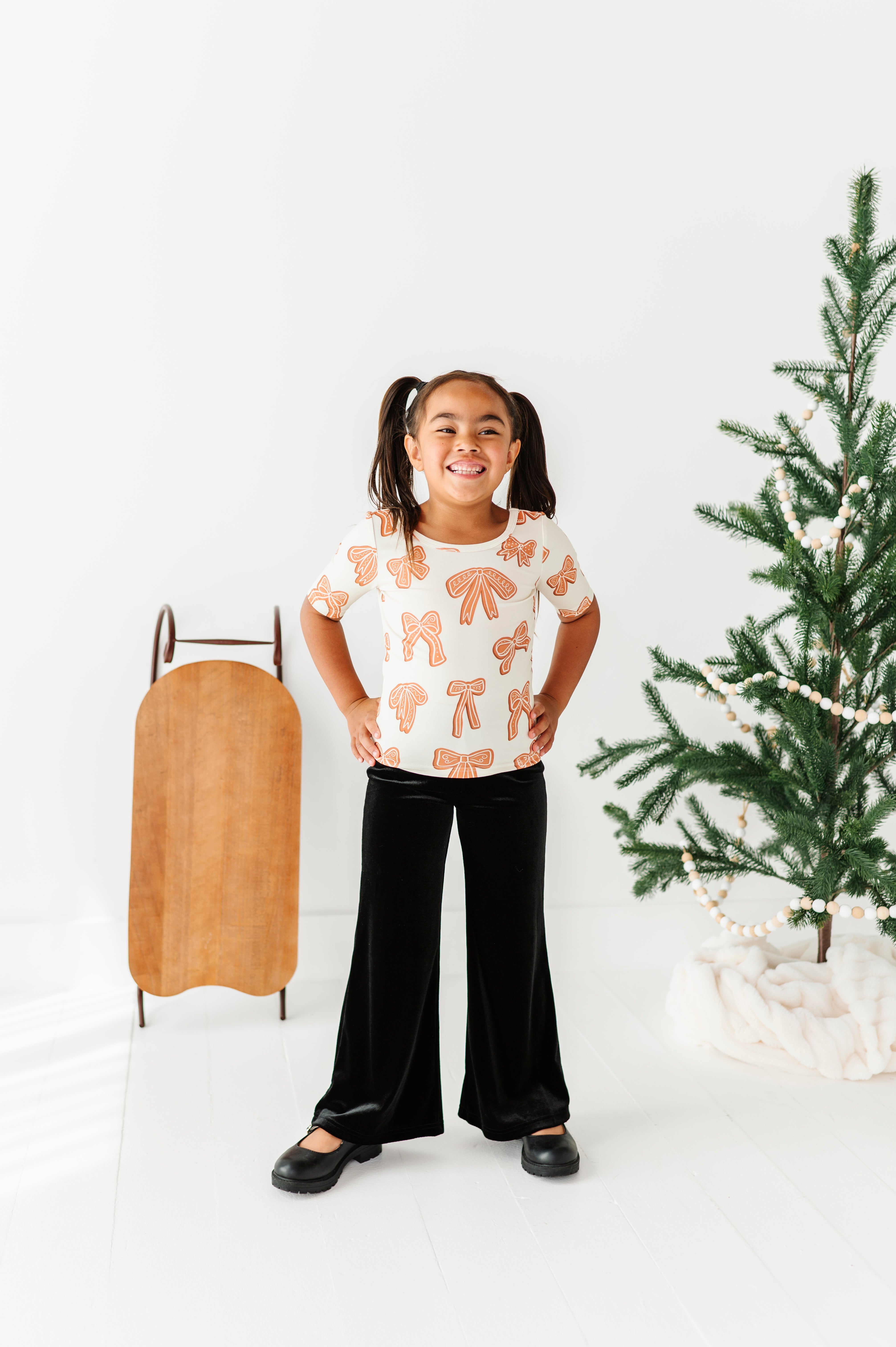 Gingerbread Bow Top | Scoop Back TEE
