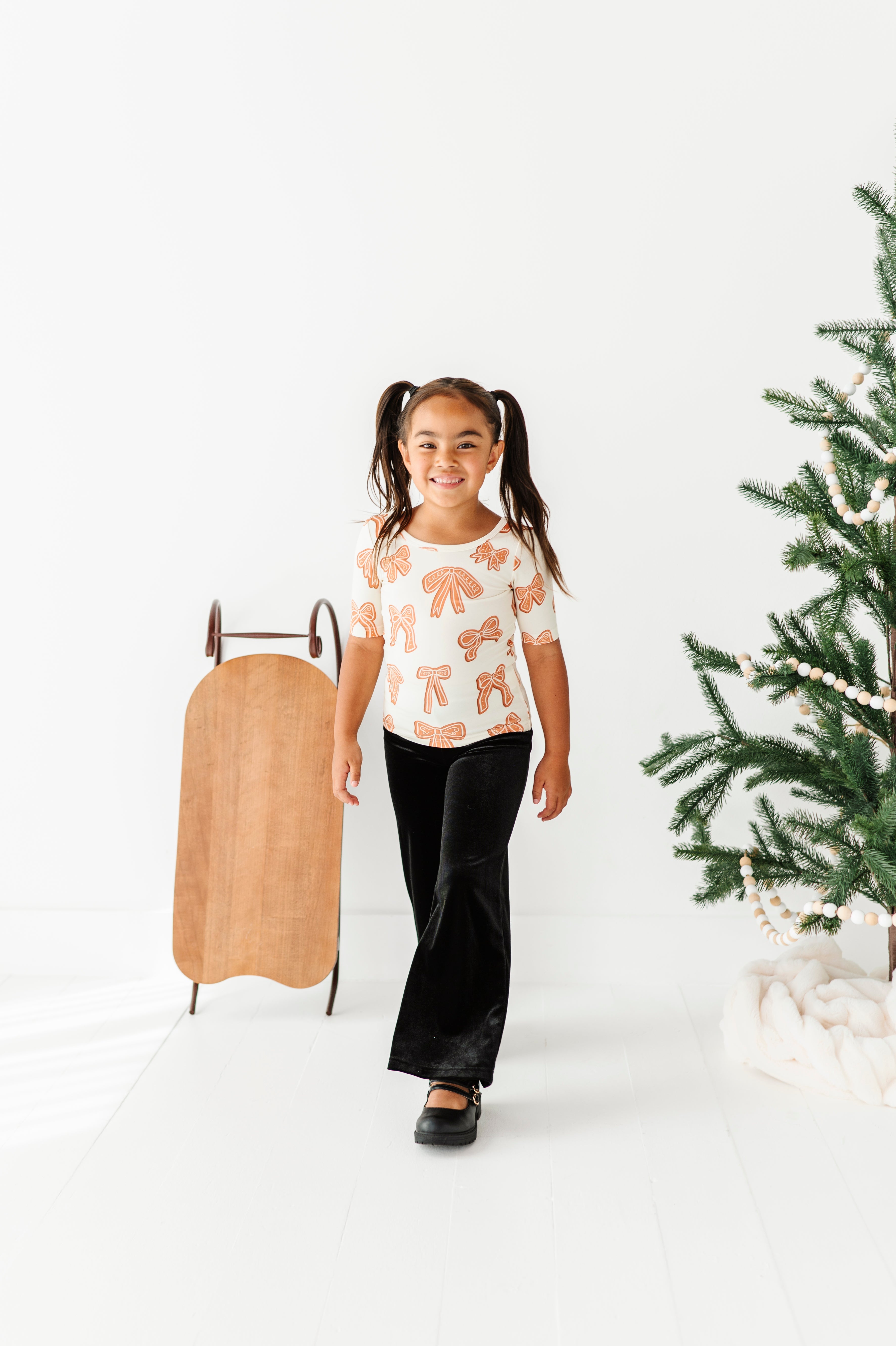 Gingerbread Bow Top | Scoop Back TEE