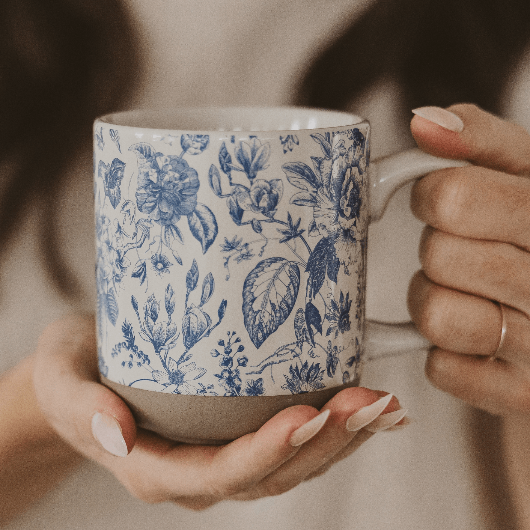Blue Delft 14 oz Stoneware Coffee Mug
