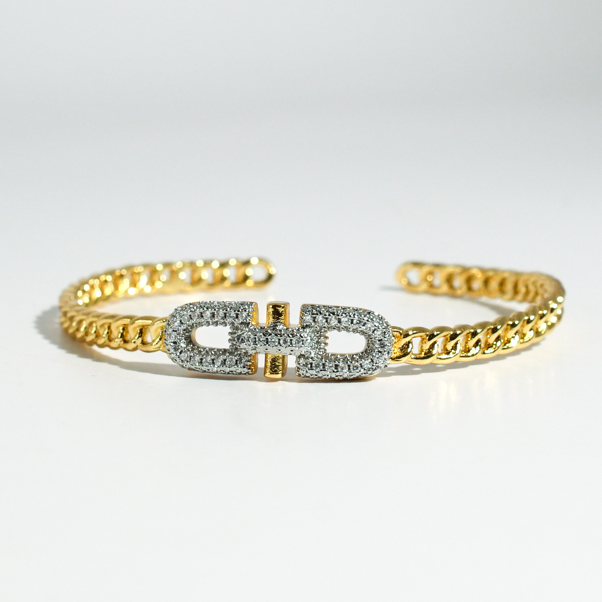 Chic Lock Bangle