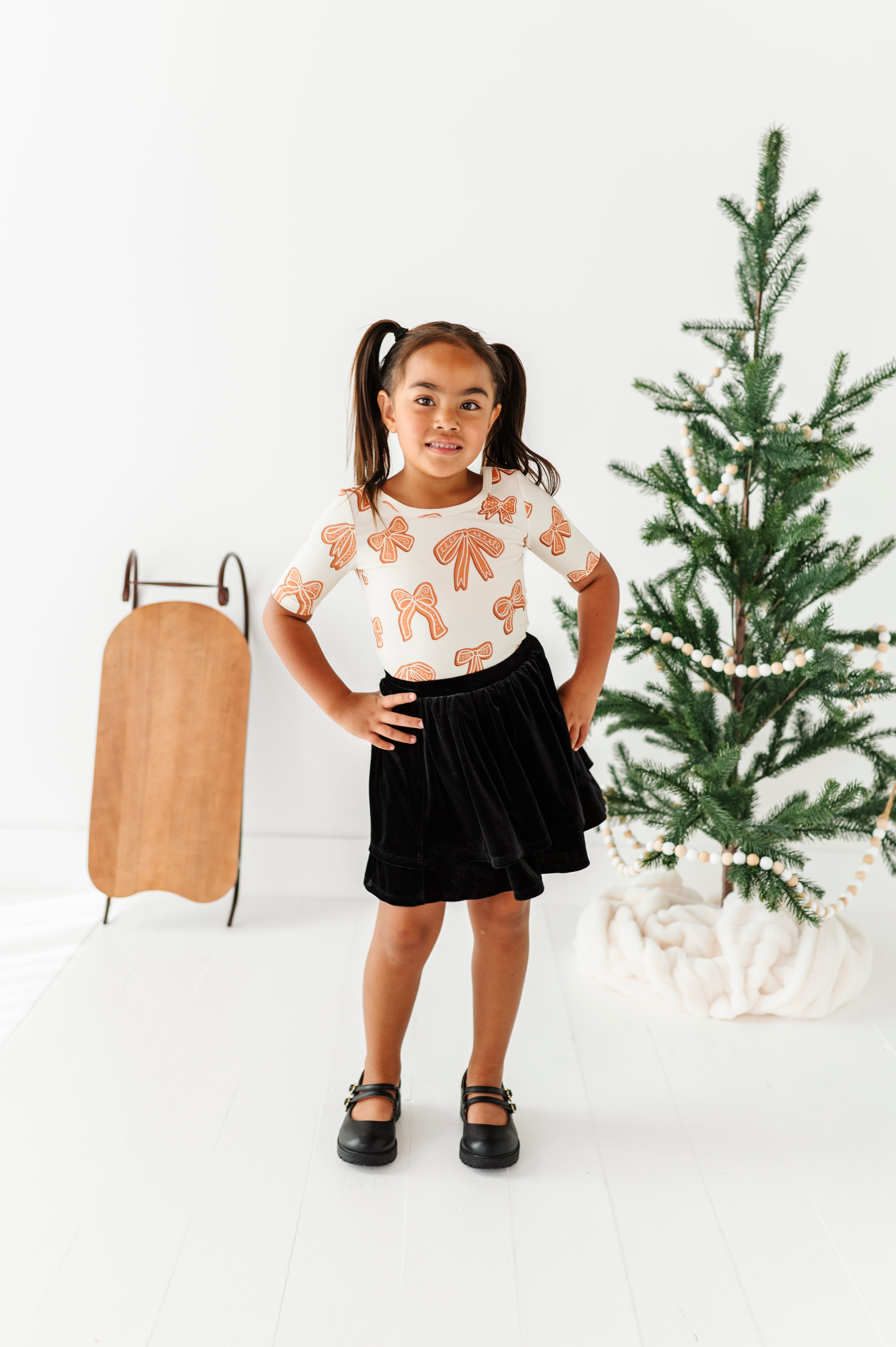 Gingerbread Bow Top | Scoop Back TEE