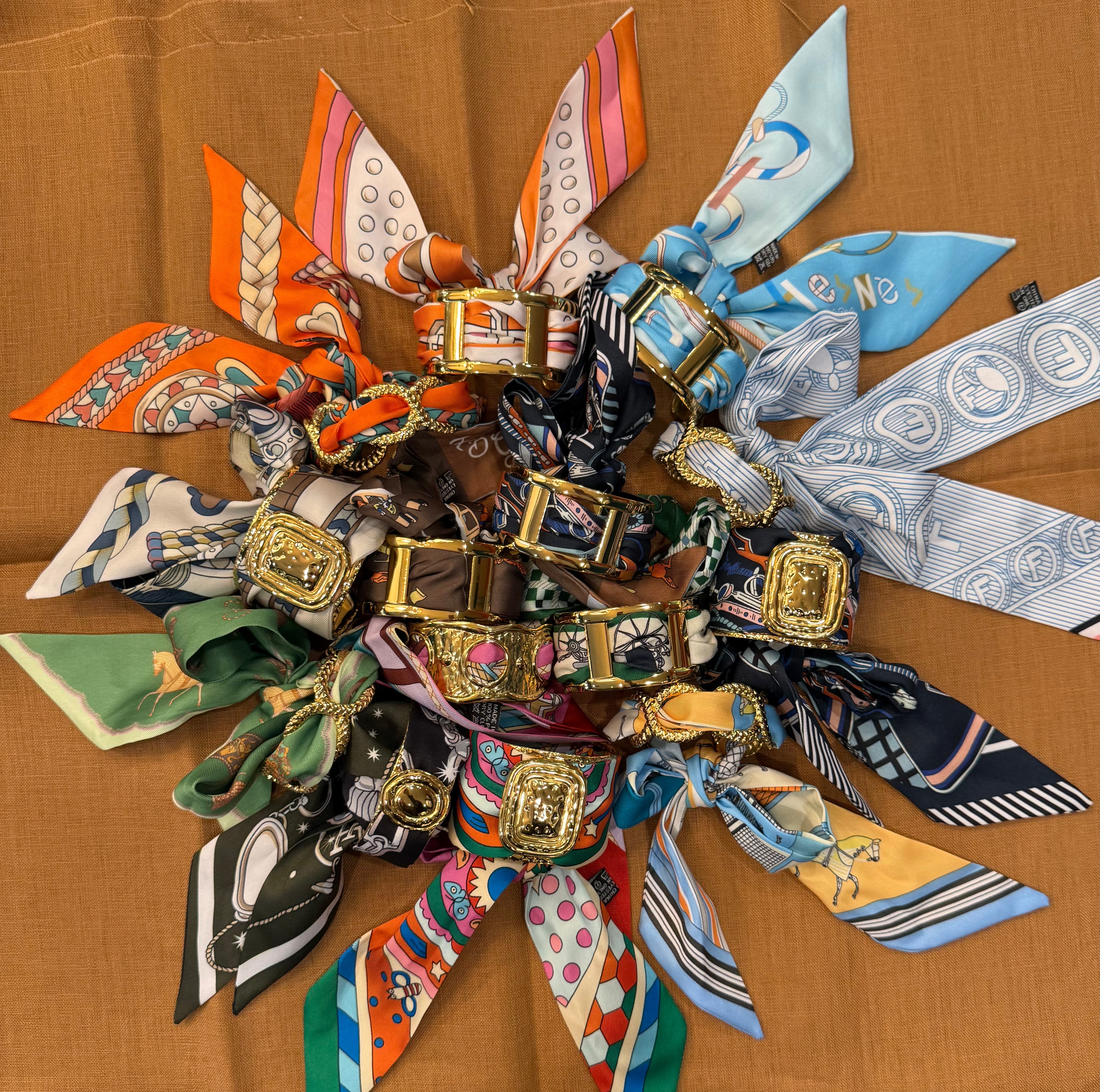 Link Scarf Cuff - Elliot