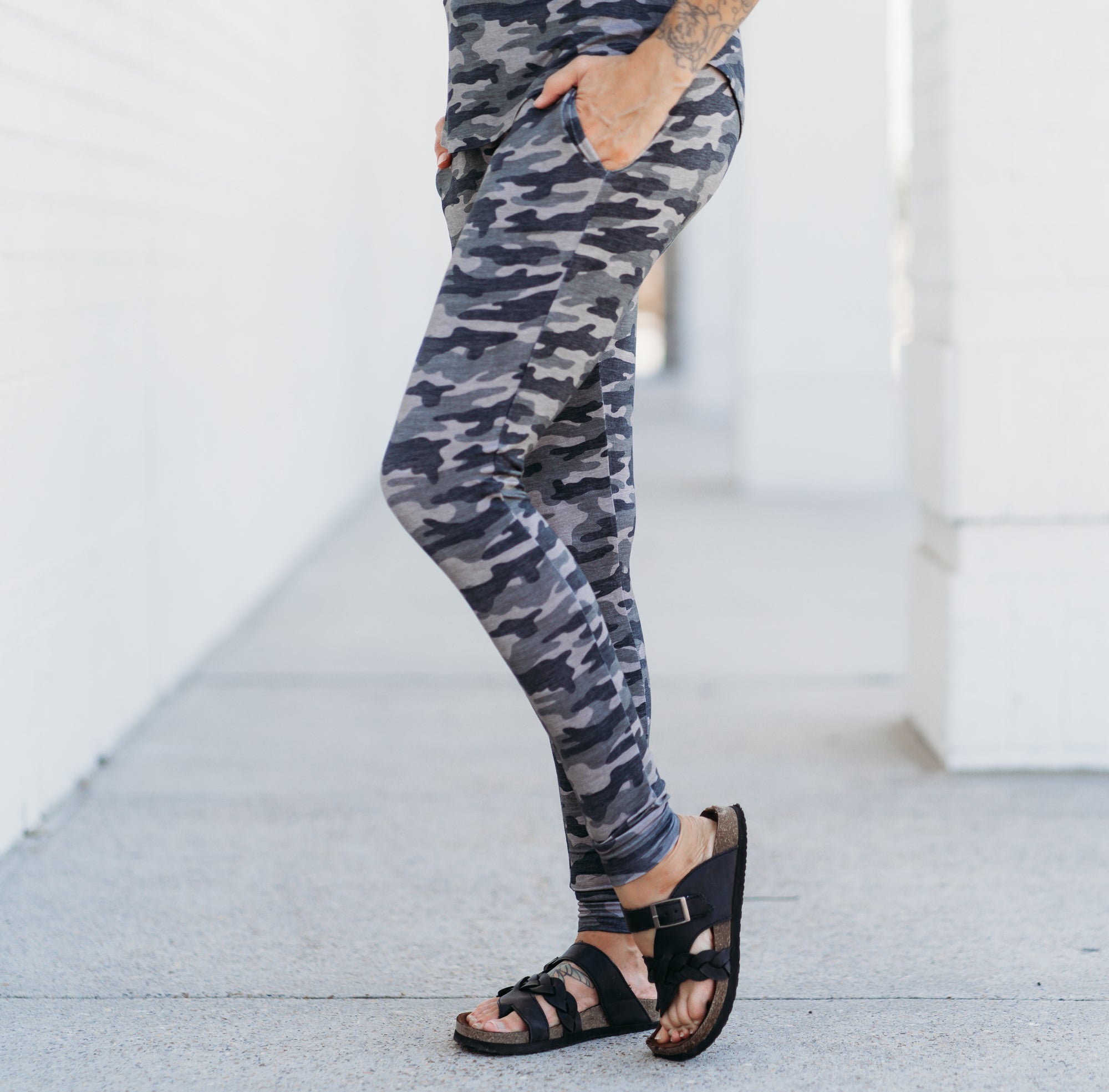 MAMA JOGGERS- Chris Camo - Bexa Boutique
