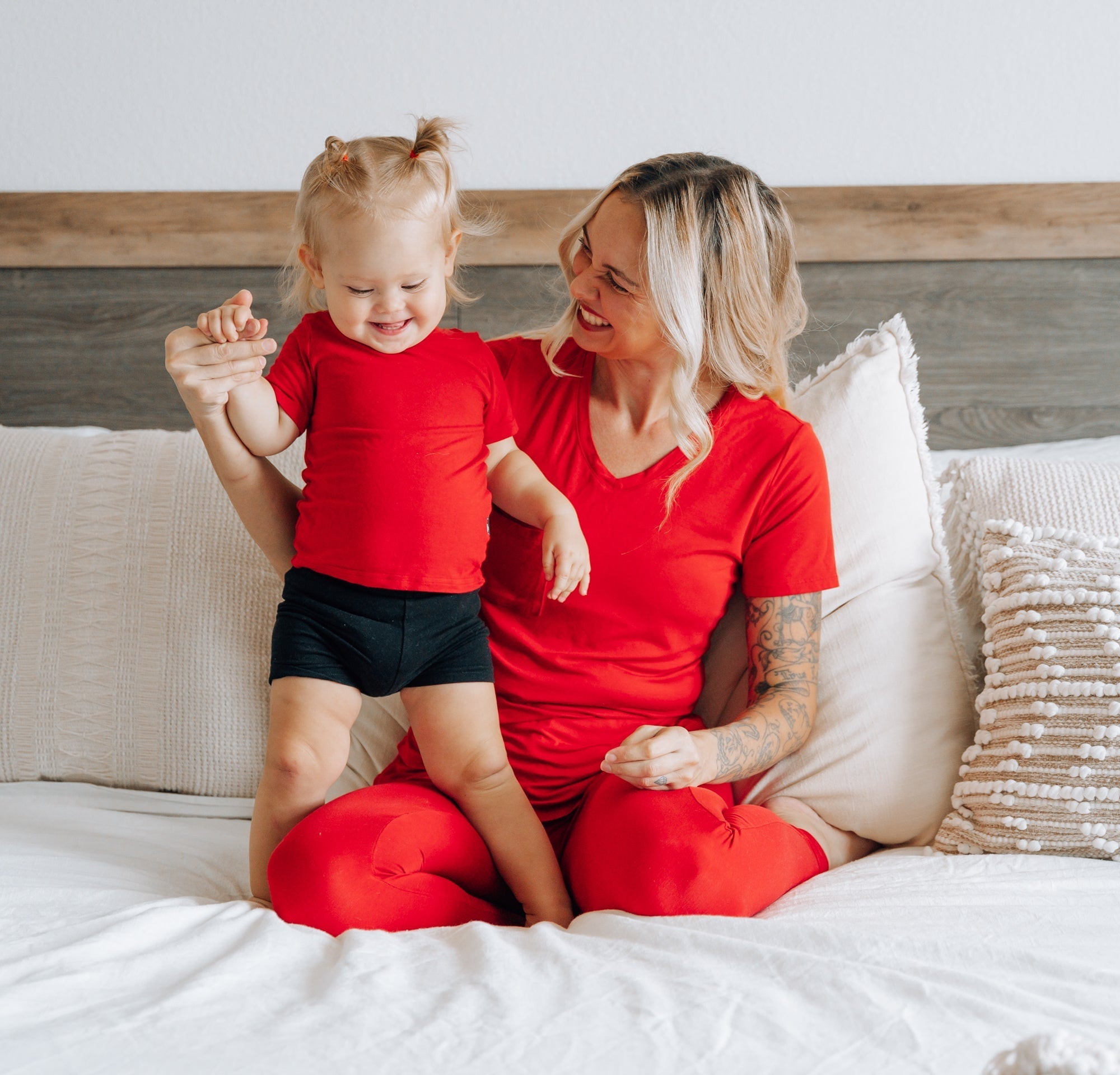 MAMA V-NECK- Red - Bexa Boutique