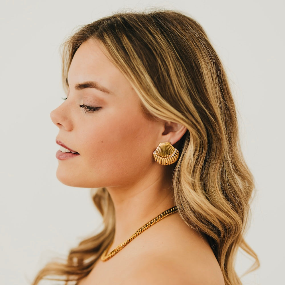 Sandy Shell Earrings - WATERPROOF - Bexa Boutique