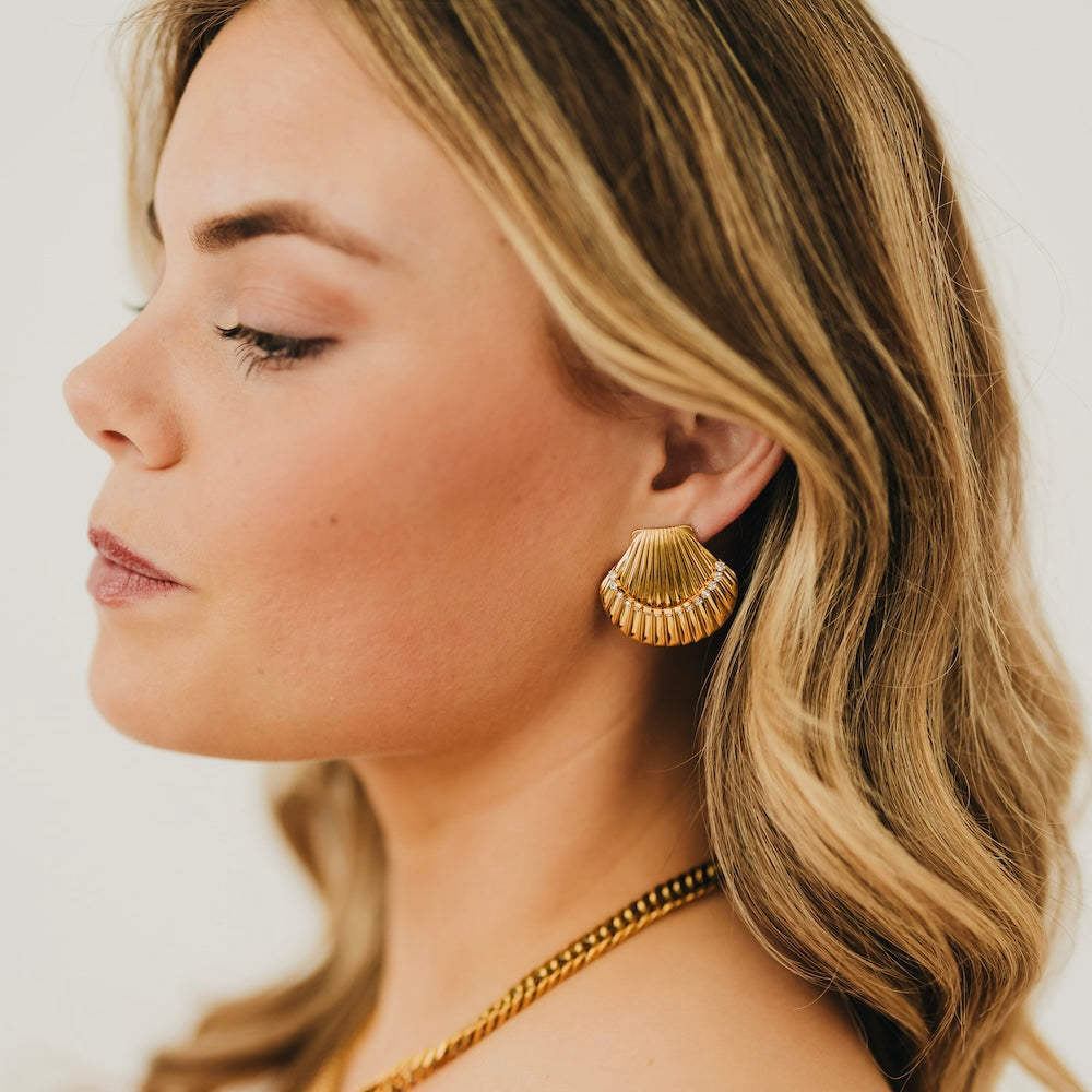 Sandy Shell Earrings - WATERPROOF - Bexa Boutique