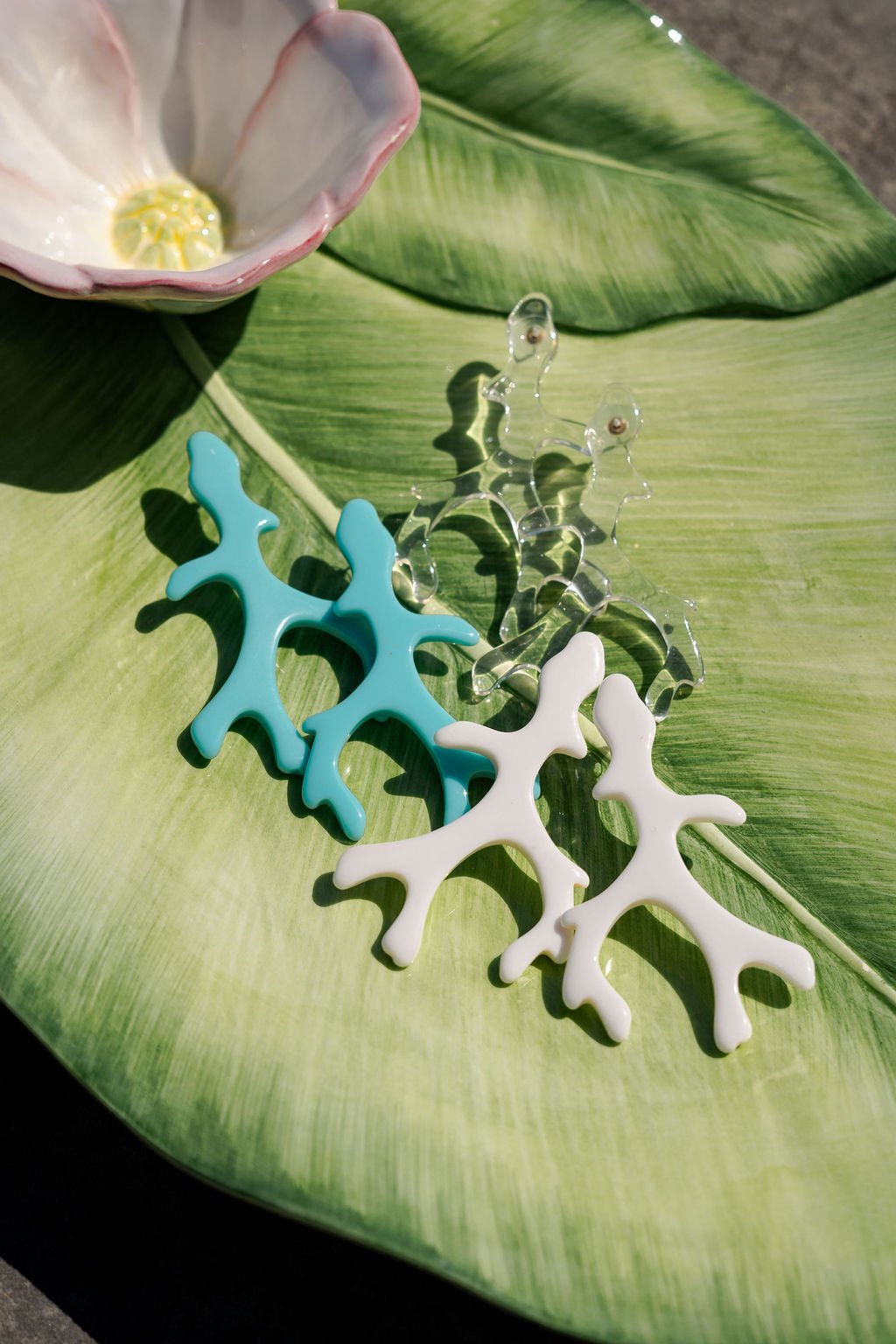Acrylic Coral Earring - Florida Friends - White - Bexa Boutique