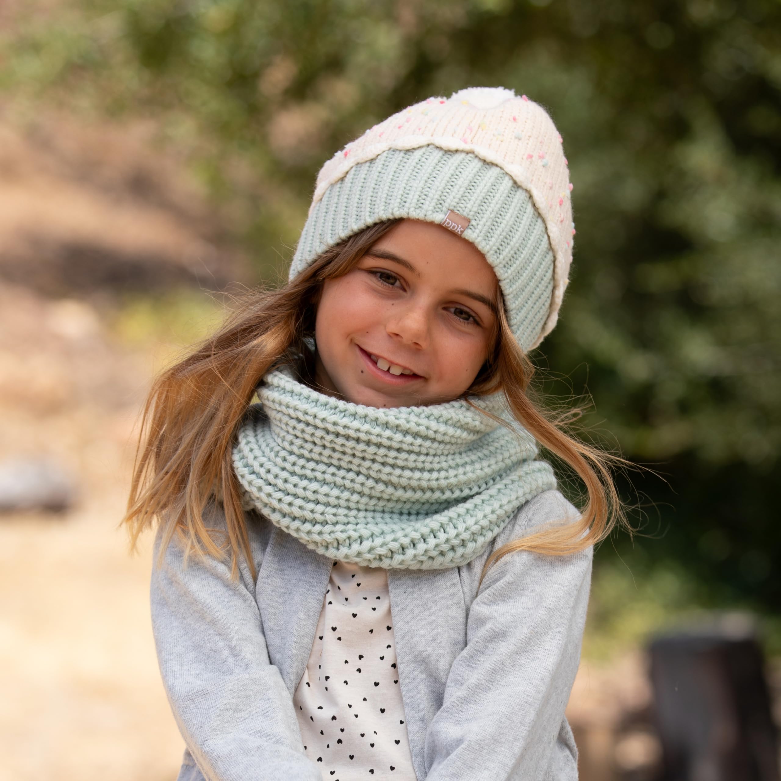 Cupcake Shaped Knit Beanie Hat for Children 1-12 Y, Cute Novelty Design, Premium Quality