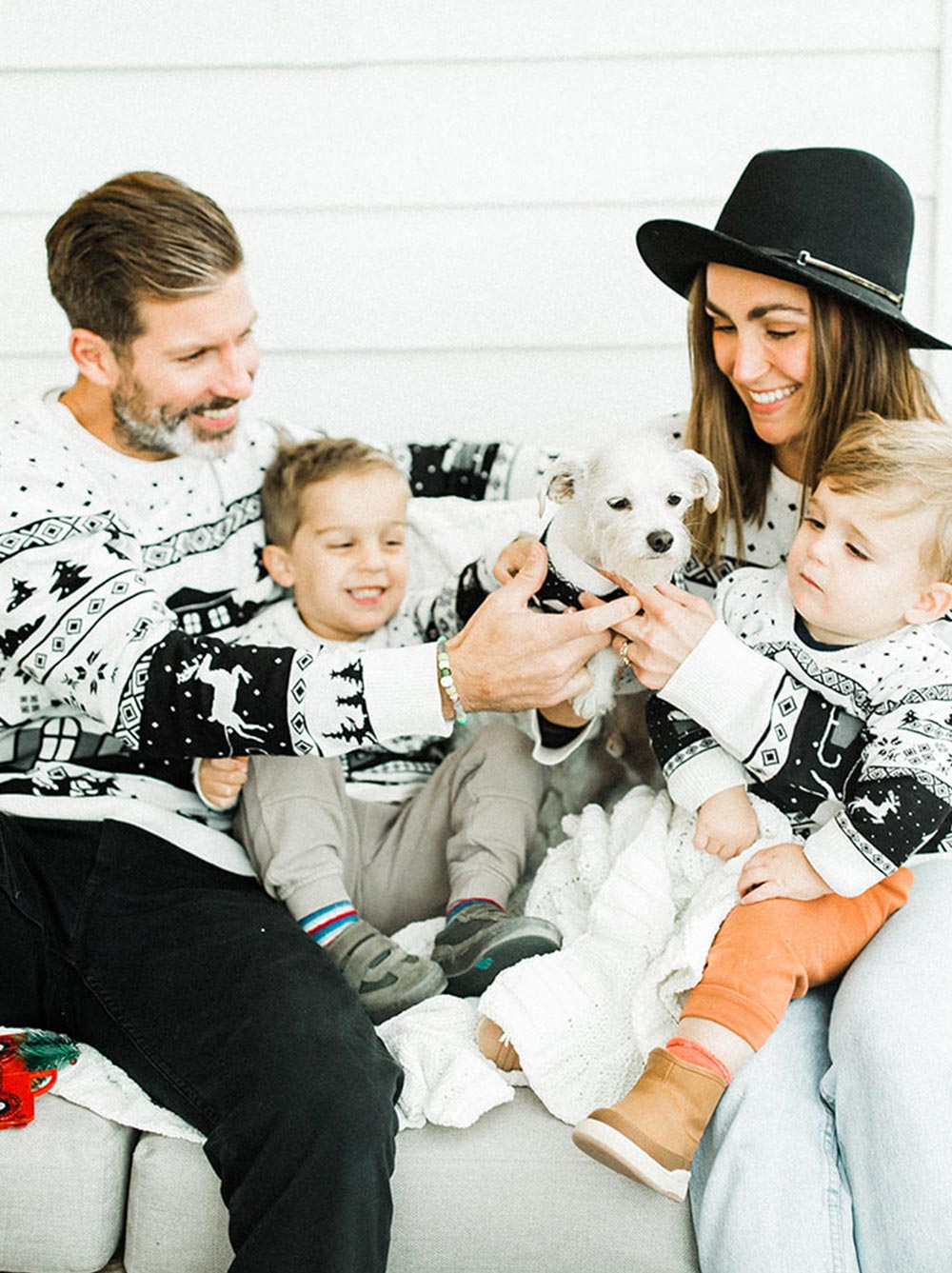 Cabin Sweater (Dog Sizes Only)