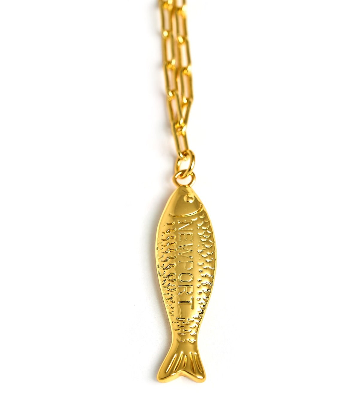 Fish - Beach Town - Small Paper Clip Chain Necklace - 18k Gold Plated 18 Inches - Bexa Boutique