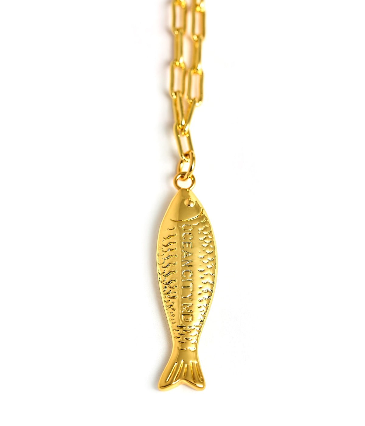 Fish - Beach Town - Small Paper Clip Chain Necklace - 18k Gold Plated 18 Inches - Bexa Boutique