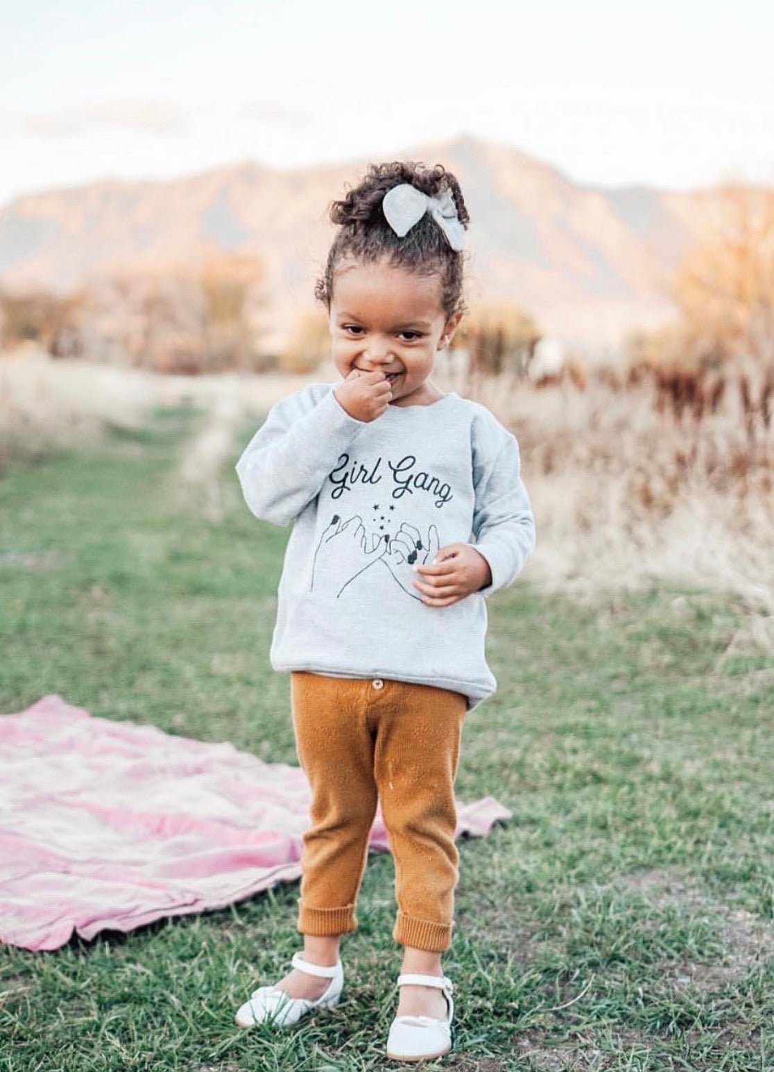 Girl Gang Sweatshirt in Pink