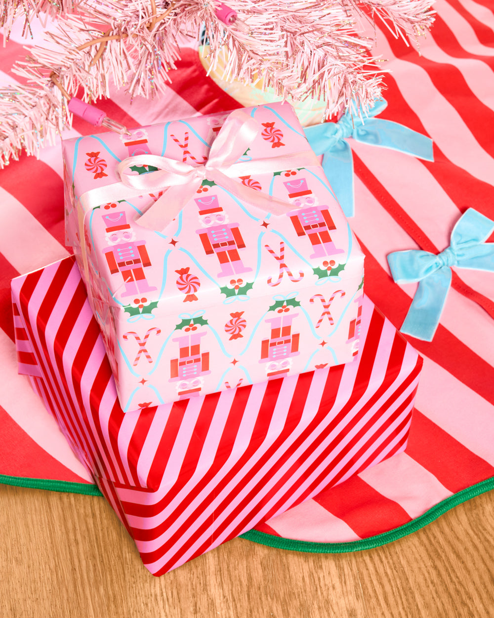 Nutcracker Wrapping Paper - 12 sheets + 16 tags