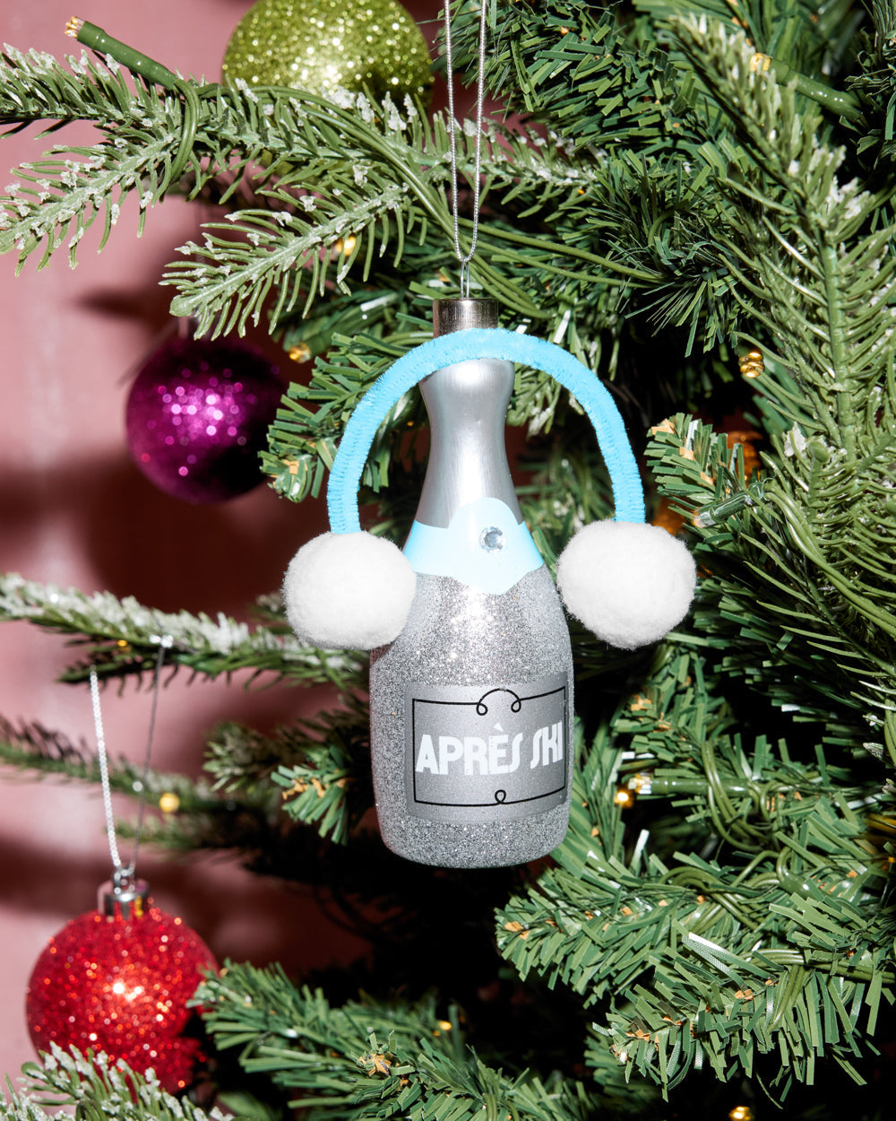 Après Ski Ornament - silver glitter ornament