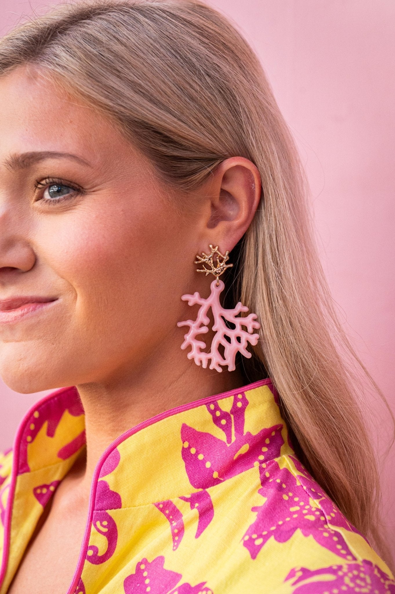 Tula - Coral Acrylic Earring - Light Pink - Bexa Boutique