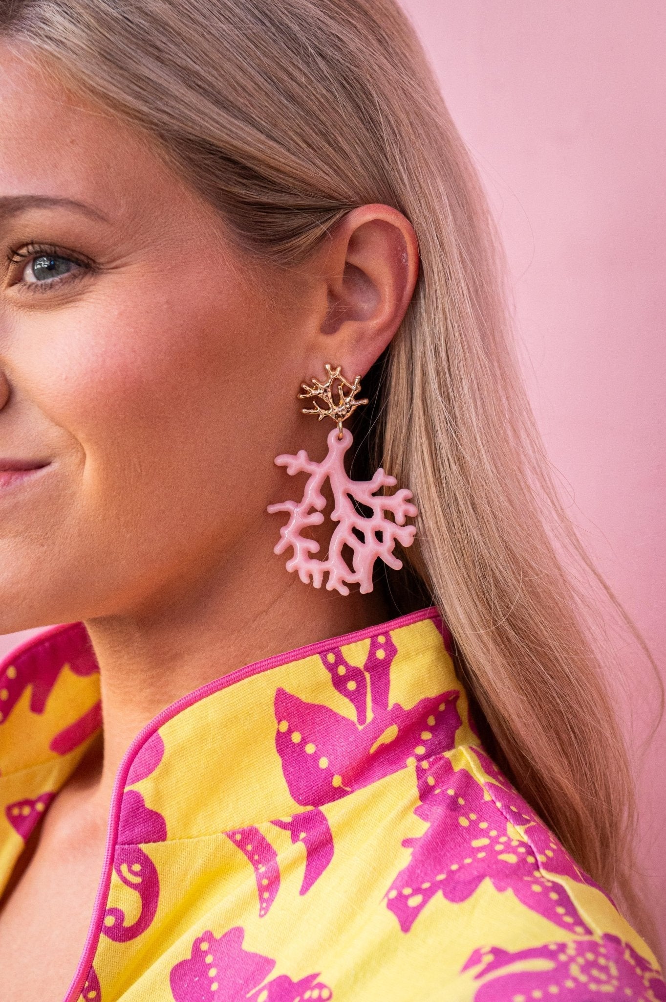 Tula - Coral Acrylic Earring - Light Pink - Bexa Boutique