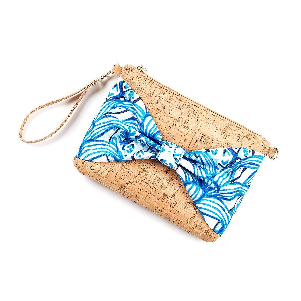 Lookin' Pine Bow Cork Wristlet